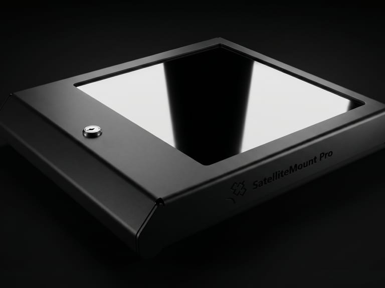 SatelliteMount Pro Elite — IP56 Anderson + Reflective Tint lockable enclosure for Starlink Mini